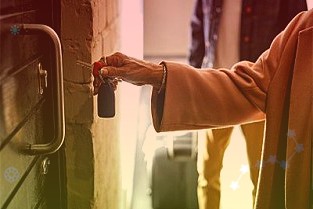 疫情防控阻击战中凝聚市场力量支持企业服务抗疫大局