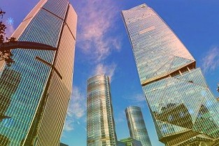 住建部潘伟:40个城市2021年筹集93.6万套保障性租赁住房发放贷款帮助6000多万人购房